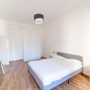 Apartment Hbhall Residenze Darsena