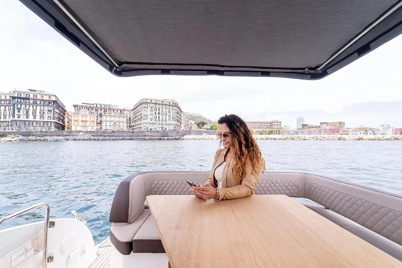 Le 4 Stagioni Dante'S Suites H Napoli Centro, By Clapa Group 2*, Naples