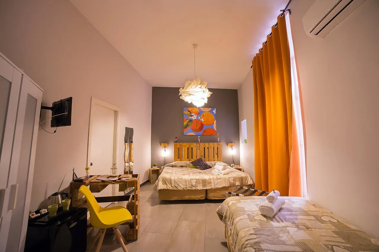 Le 4 Stagioni Dante'S Suites H Napoli Centro, By Clapa Group Guest house