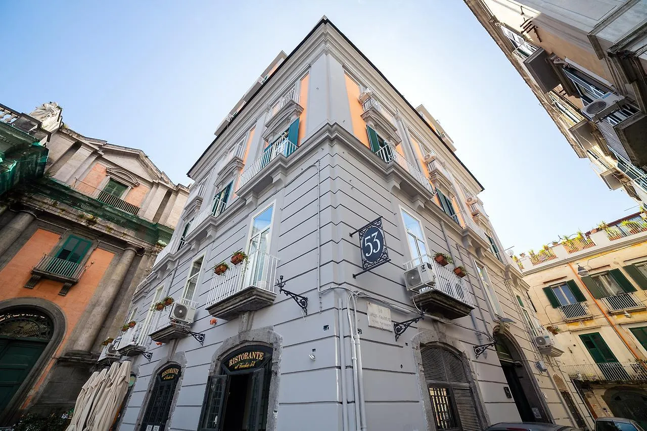 Le 4 Stagioni Dante'S Suites H Napoli Centro, By Clapa Group